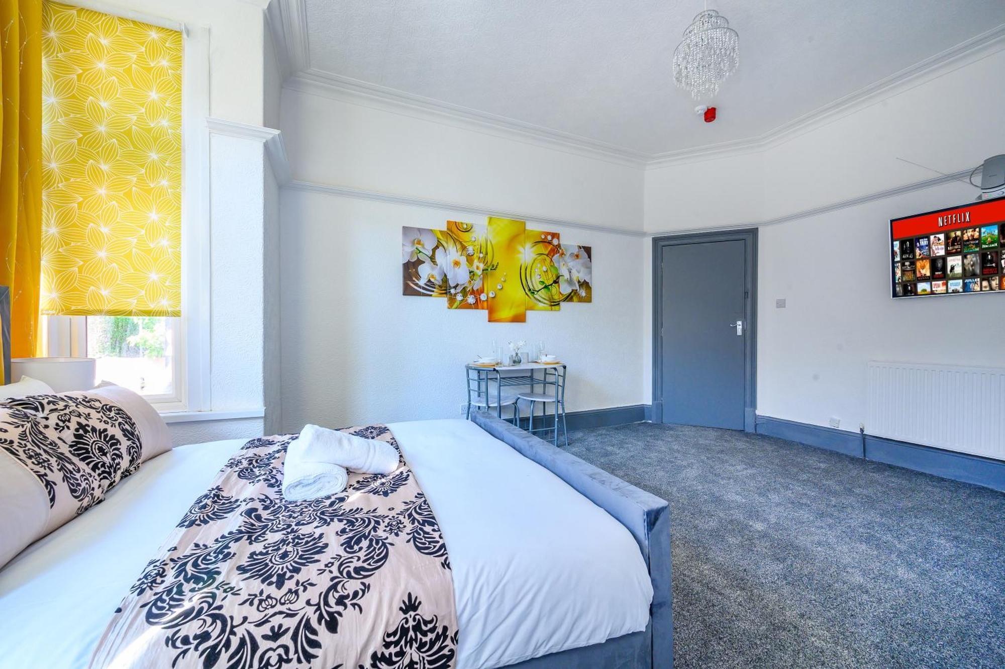 -Rf7H- For Your Relaxed & Cosy Free Parking Leeds  Exterior foto