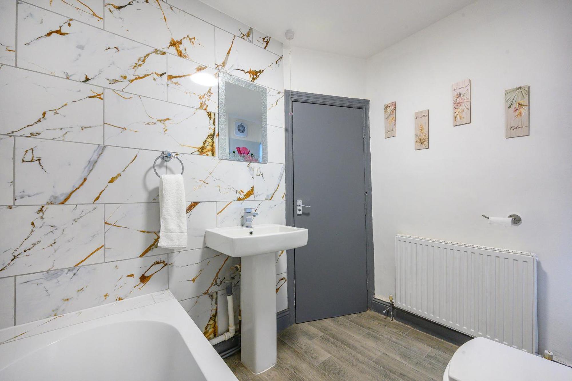 -Rf7H- For Your Relaxed & Cosy Free Parking Leeds  Exterior foto